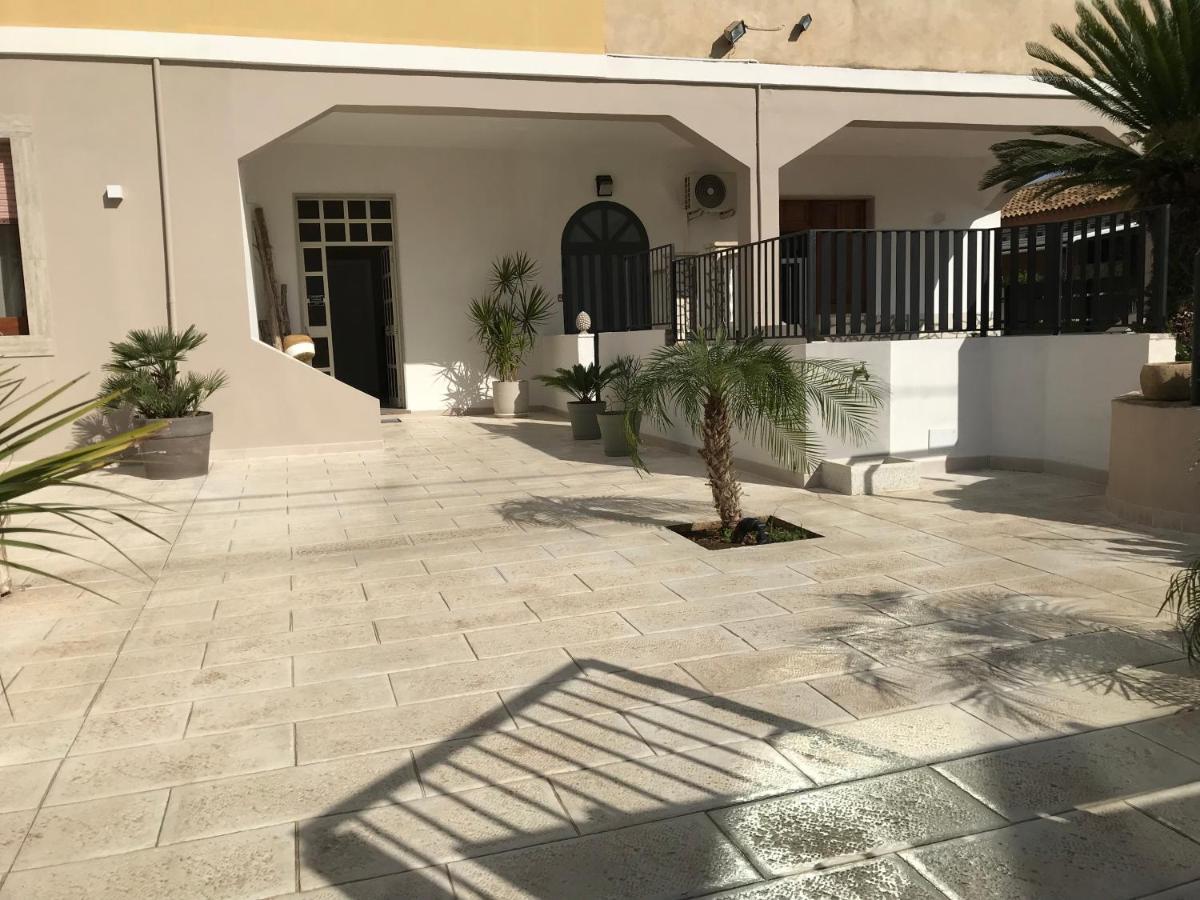 Scogliera Apartments Авола Екстер'єр фото