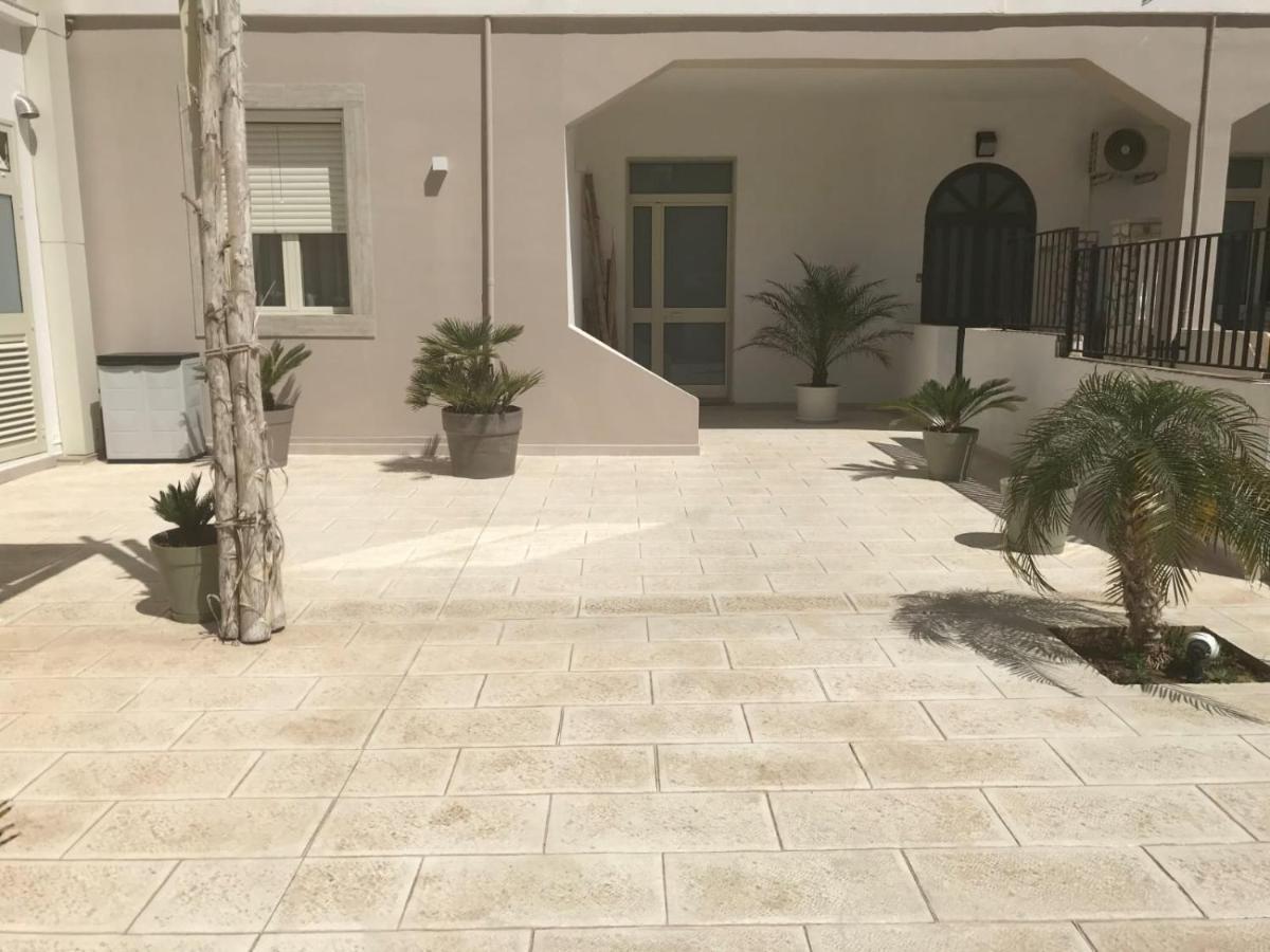 Scogliera Apartments Авола Екстер'єр фото
